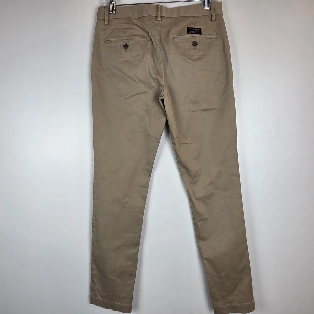 Banana Republic 30x32 Khaki Fulton‎ Skinny Rapid Movement Chino Mens Pants.C135